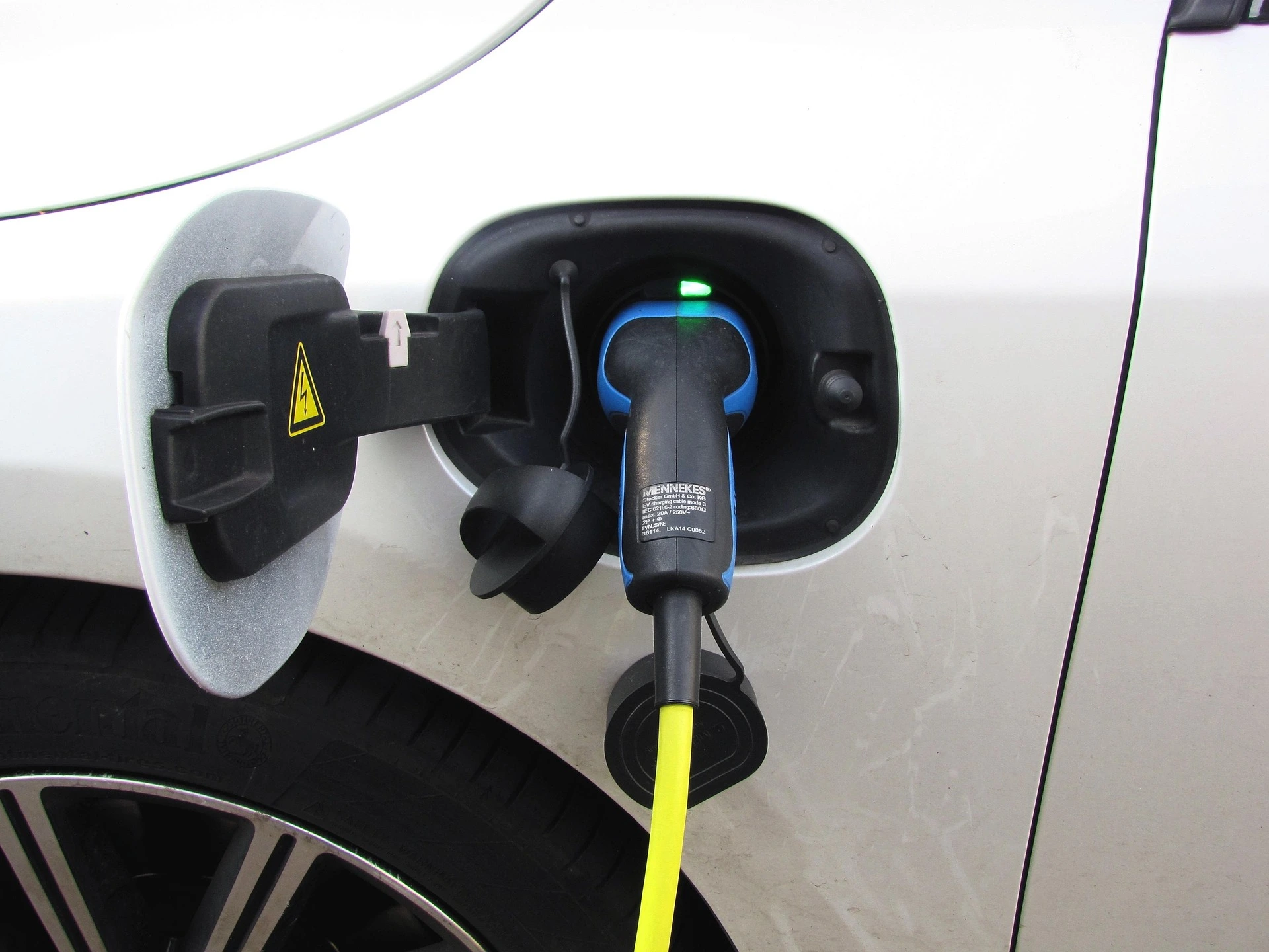 Liquid-Cooled Charging Cables